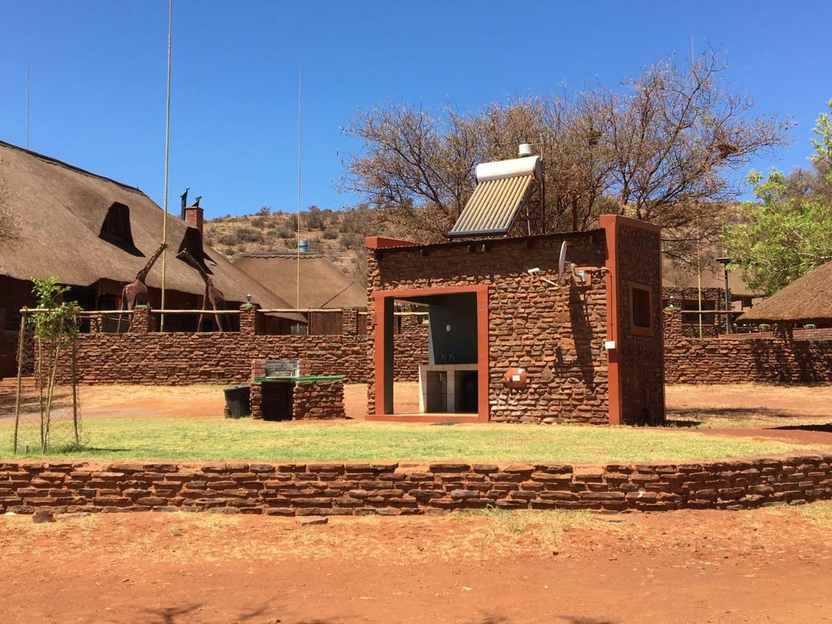 Red Sands Country Lodge Kuruman Exterior foto
