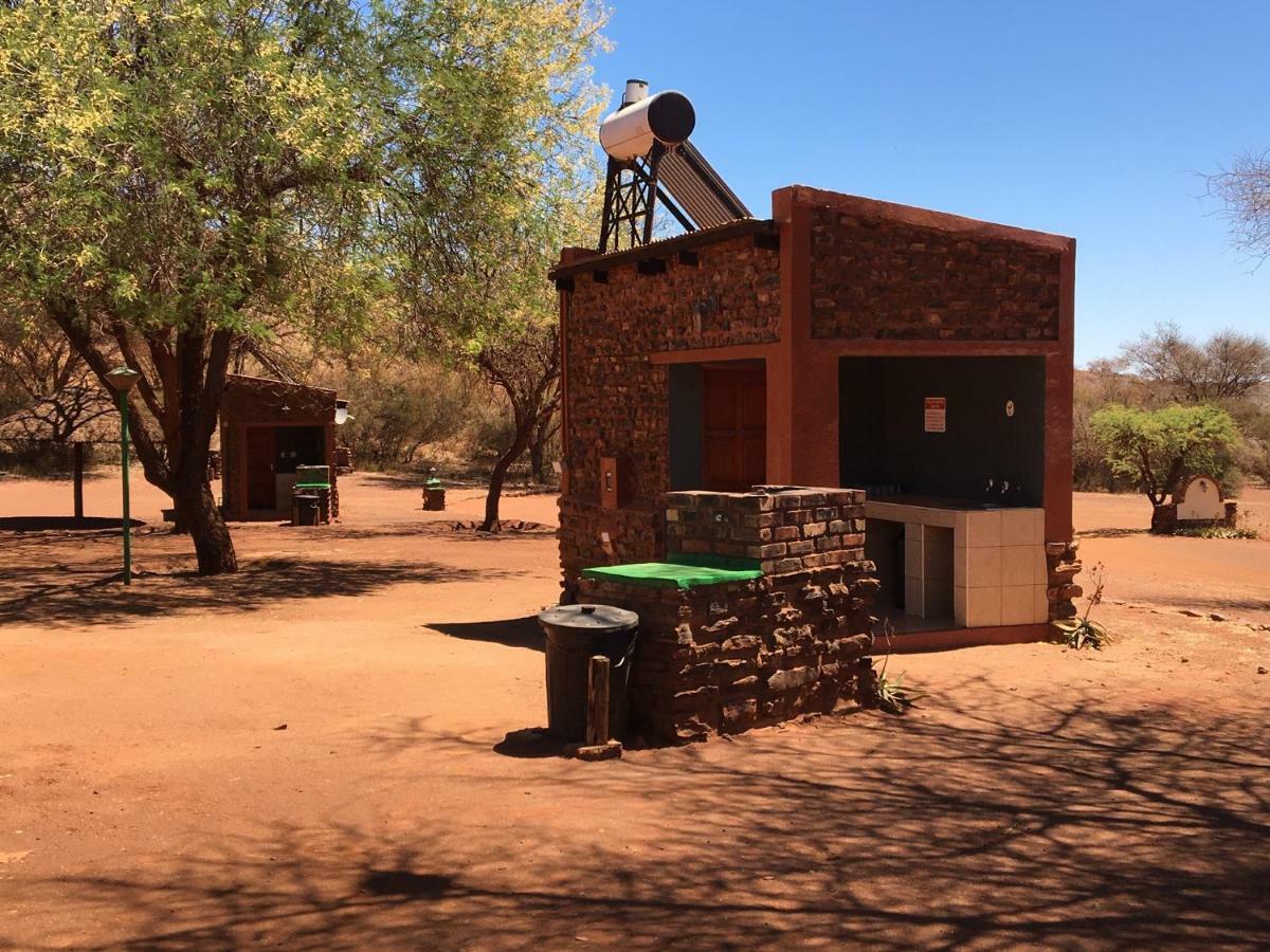 Red Sands Country Lodge Kuruman Exterior foto